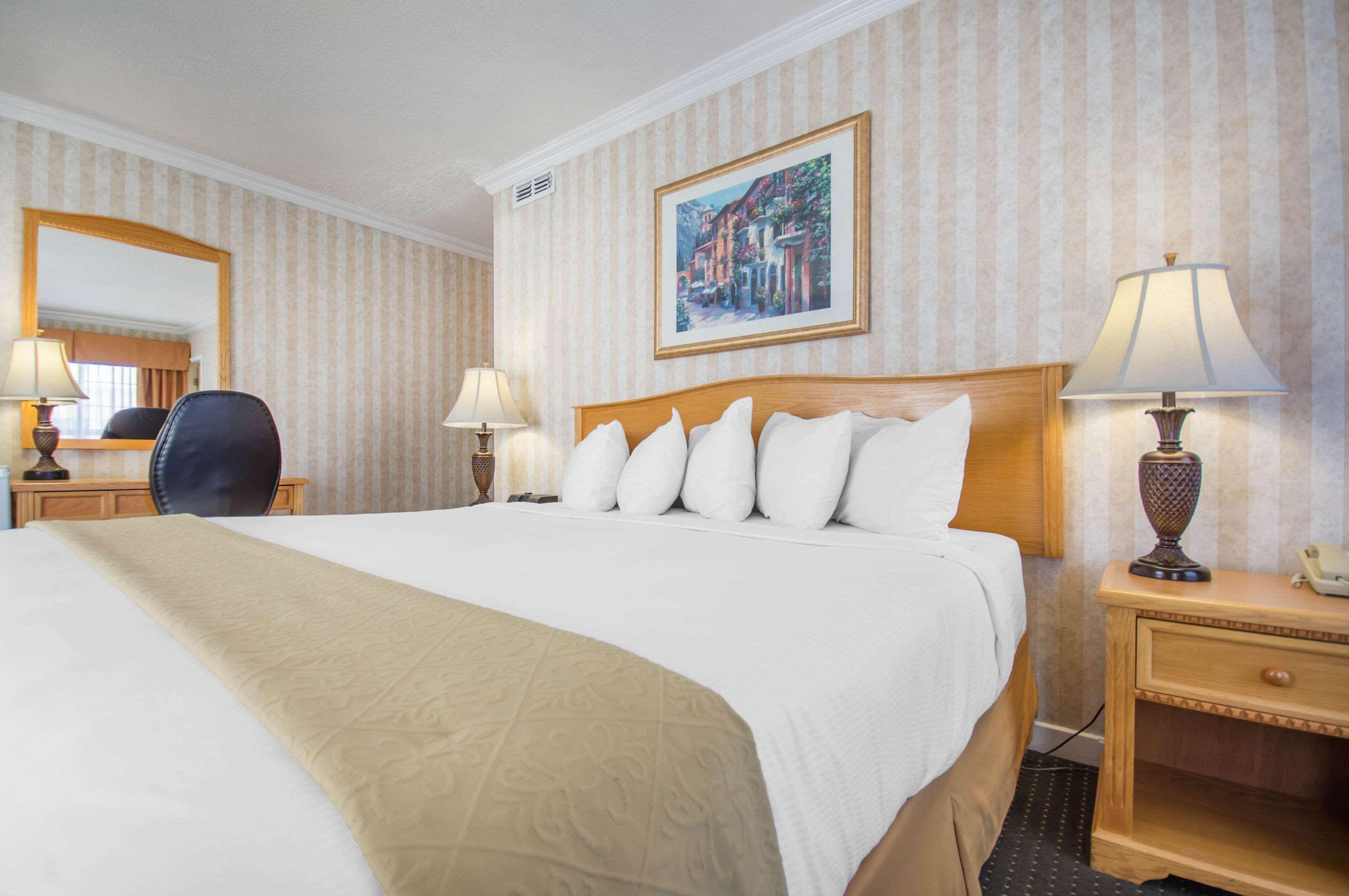 Quality Inn Downtown Inner Harbour Victoria Exteriér fotografie
